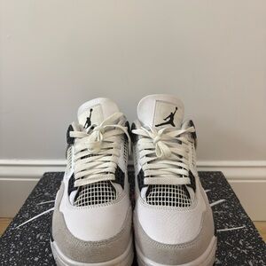 Jordan 4 Retro Military Black